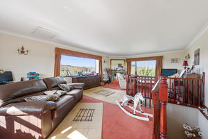 Lounge- click for photo gallery